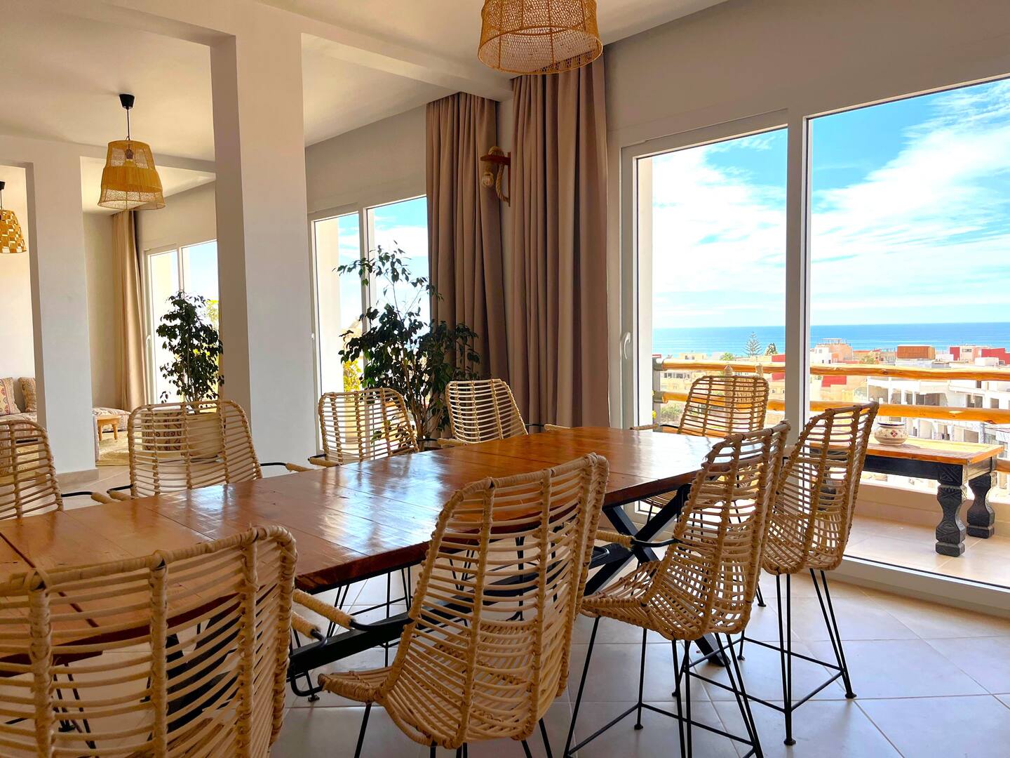 5ac60d5f df2b 44e7 9799 5a27f1558091